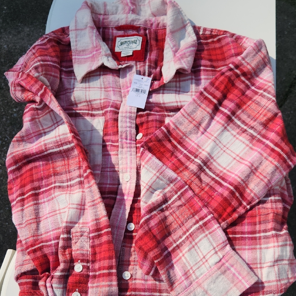 American Eagle Outfitters Red and White Plaid Shirt